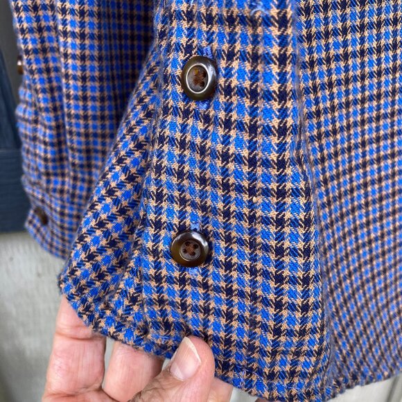 LL Bean Women's Plaid Flannel Shirt, Size XL, Blue Black Tan Cotton Pockets - Picture 7 of 11